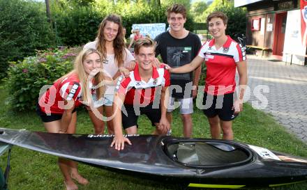 Wildwassersport. Kajak, Kanu. Nina Weratschnig, Lisa Leitner, Felix Oschmautz, Mario Leitner, Nadine Weratschnig. Klagenfurt, am 18.7.2016.
Foto: Kuess
---
pressefotos, pressefotografie, kuess, qs, qspictures, sport, bild, bilder, bilddatenbank