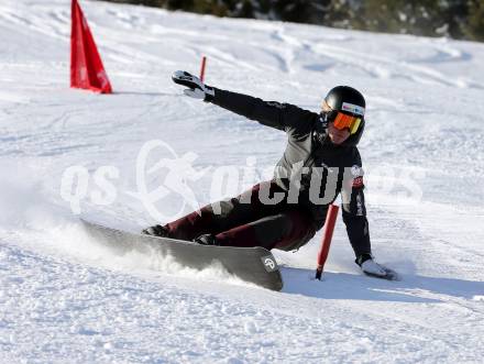 Snowboard. Training. Landeskader Kaernten.  Johann Stefaner. Simonhoehe, 13.1.2016.
Foto: Kuess
---
pressefotos, pressefotografie, kuess, qs, qspictures, sport, bild, bilder, bilddatenbank