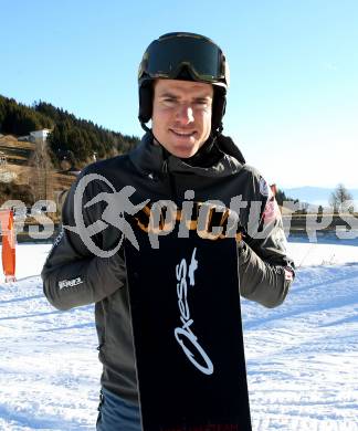 Snowboard. Sebastian Kislinger. SimonhÃ¶he, am 2.1.2017.
Foto: Kuess
---
pressefotos, pressefotografie, kuess, qs, qspictures, sport, bild, bilder, bilddatenbank