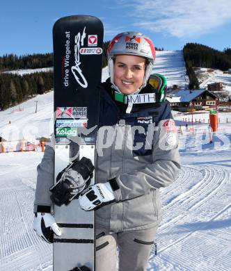 Snowboard. Training. Landeskader Kaernten.  Ina Meschik. Simonhoehe, 13.1.2016.
Foto: Kuess
---
pressefotos, pressefotografie, kuess, qs, qspictures, sport, bild, bilder, bilddatenbank