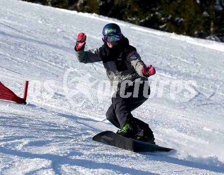 Snowboard. Training. Landeskader Kaernten. Sabine Schoeffmann. Simonhoehe, 13.1.2016.
Foto: Kuess
---
pressefotos, pressefotografie, kuess, qs, qspictures, sport, bild, bilder, bilddatenbank