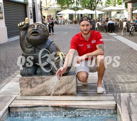 EBEL. Eishockey Bundesliga. KAC. Johannes Bischofberger. Klagenfurt, 31.8.2016.
Foto: Kuess
---
pressefotos, pressefotografie, kuess, qs, qspictures, sport, bild, bilder, bilddatenbank