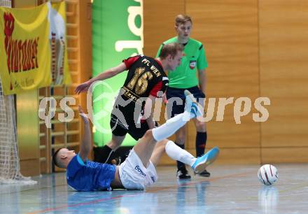 Futsal. 1. Bundesliga. FUTSAL Klagenfurt gegen Polonia FC. Niko Maric,  (FUTSAL Klagenfurt), David Feiner (Polonia). Viktring, am 10.11.2016.
Foto: Kuess
---
pressefotos, pressefotografie, kuess, qs, qspictures, sport, bild, bilder, bilddatenbank