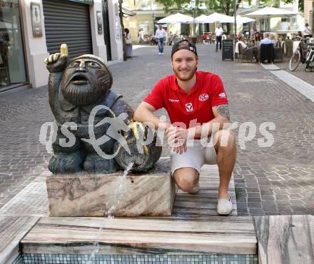 EBEL. Eishockey Bundesliga. KAC. Johannes Bischofberger. Klagenfurt, 31.8.2016.
Foto: Kuess
---
pressefotos, pressefotografie, kuess, qs, qspictures, sport, bild, bilder, bilddatenbank