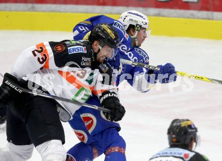 EBEL. Eishockey Bundesliga. VSV gegen	Moser Medical Graz99ers. Miha Verlic,  (VSV), Matthew Pelech (Graz). Villach, am 5.2.2017.
Foto: Kuess

---
pressefotos, pressefotografie, kuess, qs, qspictures, sport, bild, bilder, bilddatenbank