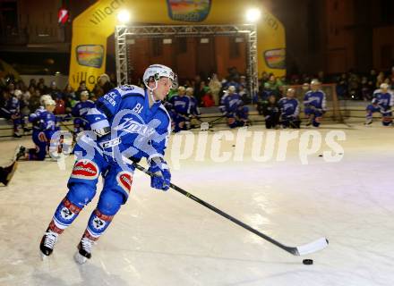 EBEL. Eishockey Bundesliga. Showtraining VSV.  Corey Locke. Villach, am 10.2.2017.
Foto: Kuess

---
pressefotos, pressefotografie, kuess, qs, qspictures, sport, bild, bilder, bilddatenbank