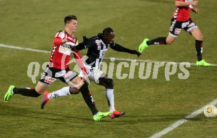 Fussball Bundesliga. RZ Pellets WAC gegen SV Guntamatic Ried. Dever Akeem Orgill,  (WAC), Mathias Honsak (Ried). Wolfsberg, am 11.2.2017.
Foto: Kuess

---
pressefotos, pressefotografie, kuess, qs, qspictures, sport, bild, bilder, bilddatenbank