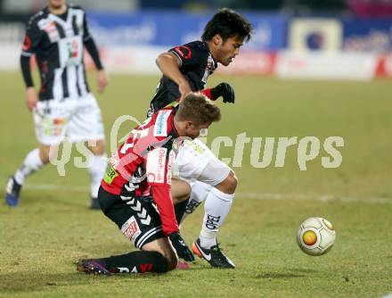 Fussball Bundesliga. RZ Pellets WAC gegen SV Guntamatic Ried. Stephan Palla, (WAC), Patrick Moeschl  (Ried). Wolfsberg, am 11.2.2017.
Foto: Kuess

---
pressefotos, pressefotografie, kuess, qs, qspictures, sport, bild, bilder, bilddatenbank