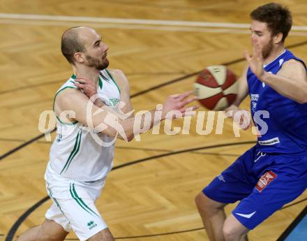 Basketball 2. Bundesliga. GD 17. Runde. KOS Celovec gegen D.C. Timberwolves. Jakob Strazar,  (KOS Celovec), Nemanja Nikolic (Timberwolves). Klagenfurt, am 18.2.2017.
Foto: Kuess
---
pressefotos, pressefotografie, kuess, qs, qspictures, sport, bild, bilder, bilddatenbank