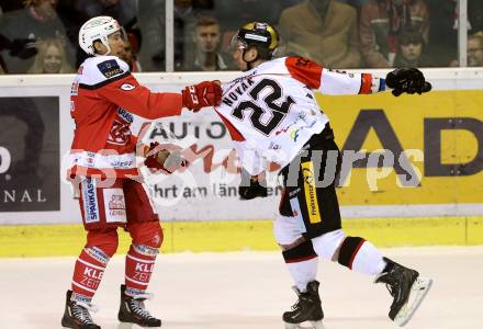 EBEL. Eishockey Bundesliga. KAC gegen 	HC Orli Znojmo. Rauferei Patrick Harand, (KAC), Patrik Novak  (Znojmo). Klagenfurt, am 26.2.2017.
Foto: Kuess

---
pressefotos, pressefotografie, kuess, qs, qspictures, sport, bild, bilder, bilddatenbank