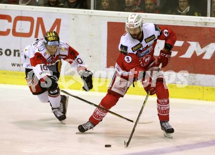 EBEL. Eishockey Bundesliga. KAC gegen 	HC Orli Znojmo. David Joseph Fischer, (KAC), David Bartos  (Znojmo). Klagenfurt, am 3.3.2017.
Foto: Kuess

---
pressefotos, pressefotografie, kuess, qs, qspictures, sport, bild, bilder, bilddatenbank