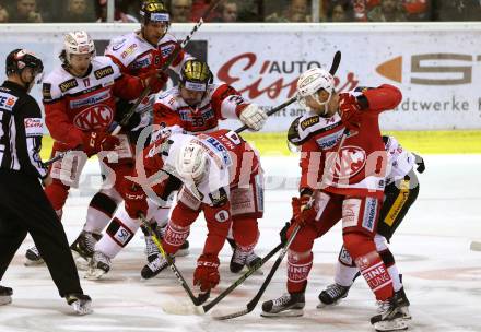 EBEL. Eishockey Bundesliga. KAC gegen 	HC Orli Znojmo. Manuel Ganahl, Matthew Neal, Jamie Lundmark,  (KAC),  Peter Pucher, Sean McMonagle (Znojmo). Klagenfurt, am 3.3.2017.
Foto: Kuess

---
pressefotos, pressefotografie, kuess, qs, qspictures, sport, bild, bilder, bilddatenbank