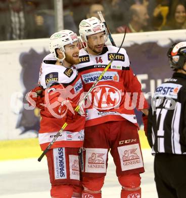 EBEL. Eishockey Bundesliga. KAC gegen 	EC Red Bull Salzburg. Torjubel Matthew Neal, Mark Hurturbise (KAC). Klagenfurt, am 21.3.2017.
Foto: Kuess

---
pressefotos, pressefotografie, kuess, qs, qspictures, sport, bild, bilder, bilddatenbank