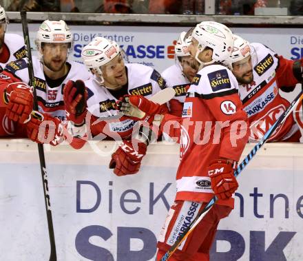 EBEL. Eishockey Bundesliga. KAC gegen 	EC Red Bull Salzburg. Torjubel Mark Hurturbise, Kevin Kapstad, Mitja Robar (KAC). Klagenfurt, am 21.3.2017.
Foto: Kuess

---
pressefotos, pressefotografie, kuess, qs, qspictures, sport, bild, bilder, bilddatenbank