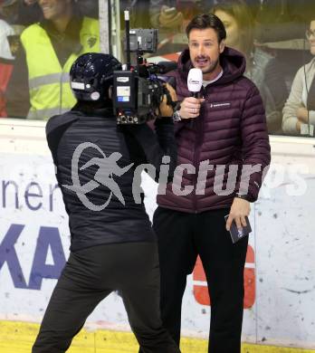 EBEL. Eishockey Bundesliga. KAC gegen 	EC Red Bull Salzburg. Marc Brabant (Servus TV). Klagenfurt, am 17.3.2017.
Foto: Kuess

---
pressefotos, pressefotografie, kuess, qs, qspictures, sport, bild, bilder, bilddatenbank