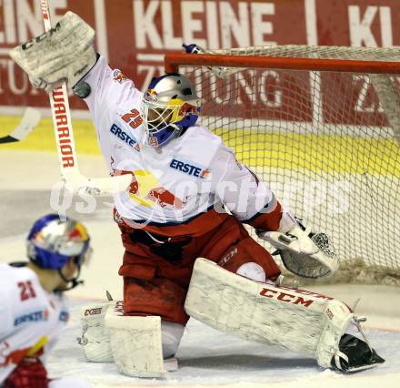 EBEL. Eishockey Bundesliga. KAC gegen 	EC Red Bull Salzburg. Bernhard Starkbaum   (Salzburg). Klagenfurt, am 17.3.2017.
Foto: Kuess

---
pressefotos, pressefotografie, kuess, qs, qspictures, sport, bild, bilder, bilddatenbank