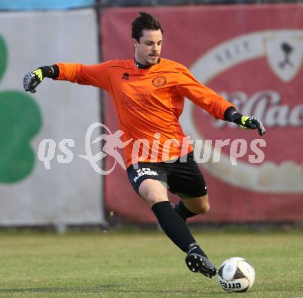 Fussball Kaerntner Liga. SAK gegen ASV. Marcel Reichmann (ASV). Klagenfurt, am 24.3.2017.
Foto: Kuess
---
pressefotos, pressefotografie, kuess, qs, qspictures, sport, bild, bilder, bilddatenbank