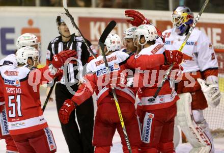 EBEL. Eishockey Bundesliga. KAC gegen 	EC Red Bull Salzburg. Torjubel Manuel Geier, Matthew Neal, Stefan Geier, Kevin Kapstad (KAC). Klagenfurt, am 26.3.2017.
Foto: Kuess

---
pressefotos, pressefotografie, kuess, qs, qspictures, sport, bild, bilder, bilddatenbank