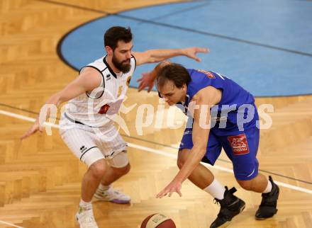 Basketball 2. Bundesliga. GD 22. Runde. Woerthersee Piraten gegen Timberwolves. Allesch Edgar (Piraten), Melih SENYURT (Timberwolves). Klagenfurt, am 1.4.2017.
Foto: Kuess
---
pressefotos, pressefotografie, kuess, qs, qspictures, sport, bild, bilder, bilddatenbank