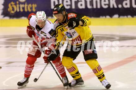 EBEL. Eishockey Bundesliga. KAC gegen 	UPC Vienna Capitals.  Marco Richter  (KAC), Patrick Peter   (Vienna Capitals). Klagenfurt, am 2.4.2017.
Foto: Kuess

---
pressefotos, pressefotografie, kuess, qs, qspictures, sport, bild, bilder, bilddatenbank