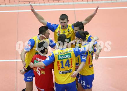 AVL. DenizBank AG Volley League Men. Finale. SK Posojilnica Aich/Dob gegen Hypo Tirol VT. Jubel (Aich Dob). Bleiburg, am 6.4.2017.
Foto: Kuess
---
pressefotos, pressefotografie, kuess, qs, qspictures, sport, bild, bilder, bilddatenbank