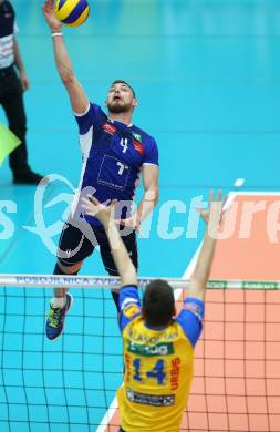 AVL. DenizBank AG Volley League Men. Finale. SK Posojilnica Aich/Dob gegen Hypo Tirol VT. Anestis Dalakouras (Aich Dob), Jan Krol  (Tirol). Bleiburg, am 6.4.2017.
Foto: Kuess
---
pressefotos, pressefotografie, kuess, qs, qspictures, sport, bild, bilder, bilddatenbank