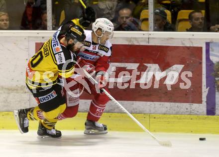 EBEL. Eishockey Bundesliga. KAC gegen 	UPC Vienna Capitals. Kevin Kapstad,  (KAC), Kelsey Tessier  (Vienna Capitals). Klagenfurt, am 7.4.2017.
Foto: Kuess

---
pressefotos, pressefotografie, kuess, qs, qspictures, sport, bild, bilder, bilddatenbank