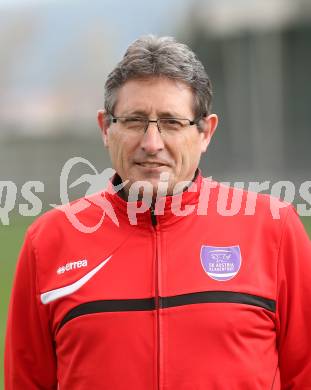 Fussball. Regionalliga.  SK Austria Klagenfurt. Mannschaftsfototermin.  Masseur Bernd Sterniczky. Klagenfurt, 5.4.2017.
Foto: Kuess
---
pressefotos, pressefotografie, kuess, qs, qspictures, sport, bild, bilder, bilddatenbank