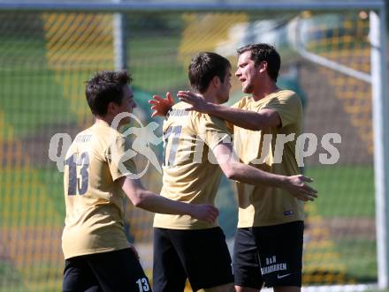 Fussball. Kaerntner Liga. Koettmannsdorf gegen Lendorf. Torjubel Stephan Borovnik (Koettmannsdorf). Koettmannsdorf, 9.4.2017.
Foto: Kuess
---
pressefotos, pressefotografie, kuess, qs, qspictures, sport, bild, bilder, bilddatenbank