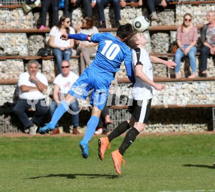 Fussball. Kaerntner Liga. Eberstein gegen ASV. David Koerbler (Eberstein), Almedin Hota  (ASV). Eberstein, 8.4.2017.
Foto: Kuess
---
pressefotos, pressefotografie, kuess, qs, qspictures, sport, bild, bilder, bilddatenbank