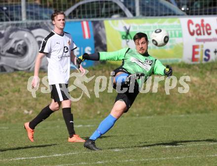 Fussball. Kaerntner Liga. Eberstein gegen ASV. Marcel Reichmann (ASV). Eberstein, 8.4.2017.
Foto: Kuess
---
pressefotos, pressefotografie, kuess, qs, qspictures, sport, bild, bilder, bilddatenbank