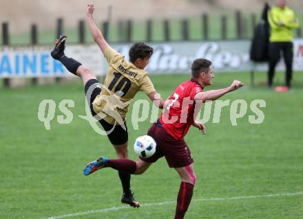 Fussball Kaerntner Liga. Lind gegen Koettmannsdorf. Stefan Zagler,  (Lind),  Dominik Kruschitz (Koettmannsdorf). Lind, am 15.4.2017.
Foto: Kuess
---
pressefotos, pressefotografie, kuess, qs, qspictures, sport, bild, bilder, bilddatenbank