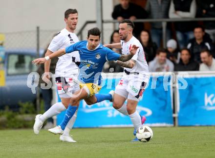 Fussball Kaerntner Liga. SAK gegen Bleiburg. Darjan Aleksic, Alen Muharemovic (SAK), Eldar Lisic (Bleiburg). Welzenegg, am 21.4.2017.
Foto: Kuess
---
pressefotos, pressefotografie, kuess, qs, qspictures, sport, bild, bilder, bilddatenbank