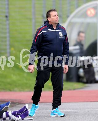 Fussball. Frauen. 2. Liga Ost Sued. Carinthians Spittal gegen FC Feldkirchen/SV Magdalensberg. Trainer Wolfgang Wilscher (Spittal). Spittal, am 16.4.2017.
Foto: Kuess
---
pressefotos, pressefotografie, kuess, qs, qspictures, sport, bild, bilder, bilddatenbank