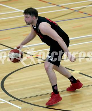 Basketball 2. Bundesliga. Playoff  SF2.  Villach Raiders gegen Mistelbach Mustangs. Ondrei Gygryn (Mistelbach). Villach, am 29.4.2017.
Foto: Kuess
---
pressefotos, pressefotografie, kuess, qs, qspictures, sport, bild, bilder, bilddatenbank