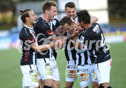 Fussball Bundesliga. RZ Pellets WAC gegen  SV Mattersburg. Torjubel Michael Sollbauer, Daniel Offenbacher, Stephan Palla (WAC). Wolfsberg, am 29.4.2017.
Foto: Kuess

---
pressefotos, pressefotografie, kuess, qs, qspictures, sport, bild, bilder, bilddatenbank