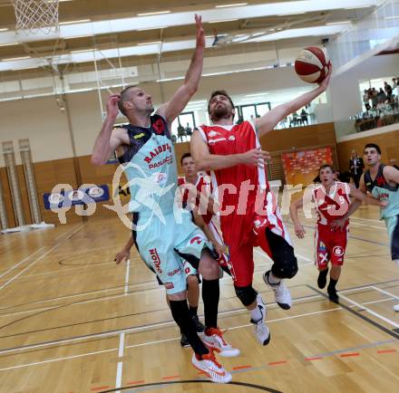 Basketball 2. Bundesliga. Playoff.  Villach Raiders gegen St. Poelten Dragons.  Ales Primc (Villach), Lukas Boeck  (St. Poelten). Villach, am 21.5.2017.
Foto: Kuess
---
pressefotos, pressefotografie, kuess, qs, qspictures, sport, bild, bilder, bilddatenbank