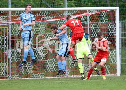 Fussball. Unterliga Ost. KAC 1909 gegen Sirnitz. Lukas Lausegger,  Marcel Guenther Kuster (KAC),  Gregor Gwenger, Lukas Hasslauer, Christian Fritzer (Sirnitz). Klagenfurt, 6.5.2017.
Foto: Kuess
---
pressefotos, pressefotografie, kuess, qs, qspictures, sport, bild, bilder, bilddatenbank