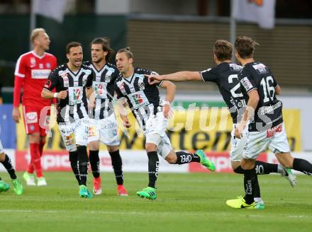 Fussball Bundesliga. RZ Pellets WAC gegen  FK Austria Wien. Torjubel Peter Tschernegg (WAC). Wolfsberg, am 20.5.2017.
Foto: Kuess

---
pressefotos, pressefotografie, kuess, qs, qspictures, sport, bild, bilder, bilddatenbank