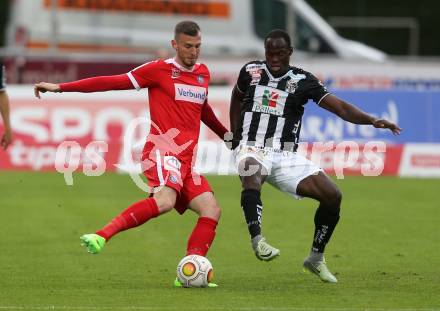 Fussball Bundesliga. RZ Pellets WAC gegen  FK Austria Wien. Dever Akeem Orgill,  (WAC), Petar Filipovic (Austria Wien). Wolfsberg, am 20.5.2017.
Foto: Kuess

---
pressefotos, pressefotografie, kuess, qs, qspictures, sport, bild, bilder, bilddatenbank