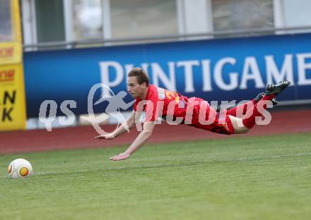 Fussball. Kaerntner Liga. WAC Amateure gegen Lendorf. Martin Nagy (Lendorf).  Wolfsberg, 5.5.2017.
Foto: Kuess
---
pressefotos, pressefotografie, kuess, qs, qspictures, sport, bild, bilder, bilddatenbank