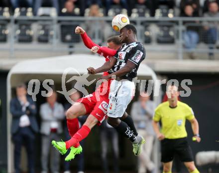 Fussball Bundesliga. RZ Pellets WAC gegen  FK Austria Wien. Dever Akeem Orgill,  (WAC), Petar Filipovic (Austria Wien). Wolfsberg, am 20.5.2017.
Foto: Kuess

---
pressefotos, pressefotografie, kuess, qs, qspictures, sport, bild, bilder, bilddatenbank