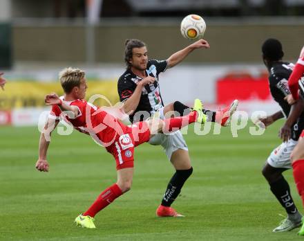 Fussball Bundesliga. RZ Pellets WAC gegen  FK Austria Wien. Thomas Zuendel,  (WAC), Thomas Salamon (Austria Wien). Wolfsberg, am 20.5.2017.
Foto: Kuess

---
pressefotos, pressefotografie, kuess, qs, qspictures, sport, bild, bilder, bilddatenbank