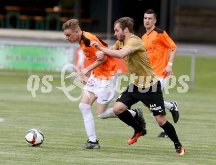 Fussball Kaerntner Liga. Koettmannsdorf gegen Spittal. Christian Schimmel,  (Koettmannsdorf), Florian Mueller (Spittal). Koettmannsdorf, am 24.5.2017.
Foto: Kuess
---
pressefotos, pressefotografie, kuess, qs, qspictures, sport, bild, bilder, bilddatenbank