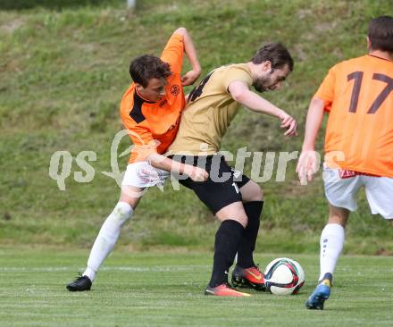 Fussball Kaerntner Liga. Koettmannsdorf gegen Spittal. Christian Schimmel,  (Koettmannsdorf), Felix Helmut Hutter (Spittal). Koettmannsdorf, am 24.5.2017.
Foto: Kuess
---
pressefotos, pressefotografie, kuess, qs, qspictures, sport, bild, bilder, bilddatenbank