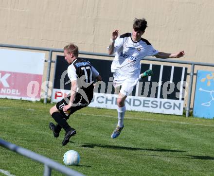 Fussball. Kaerntner Liga. Bleiburg gegen Spittal.  Stefan Klatzer (Bleiburg),   Tobias Klug (Spittal). Bleiburg, 13.5.2017.
Foto: Kuess
---
pressefotos, pressefotografie, kuess, qs, qspictures, sport, bild, bilder, bilddatenbank