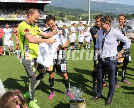 Fussball Bundesliga. RZ Pellets WAC gegen  SK Puntigamer Sturm Graz.  Verabschiedung Alexander Kofler,  Joachim Standfest, Dario Baldauf, Dietmar Riegler, Philip Hellqvist (WAC). Wolfsberg, am 28.5.2017.
Foto: Kuess

---
pressefotos, pressefotografie, kuess, qs, qspictures, sport, bild, bilder, bilddatenbank