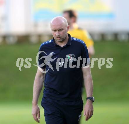 Fussball. Kaerntner Liga. WAC Amateure gegen SAK. Trainer 	Harald Tatschl (WAC). St. Andrae, 26.5.2017. 
Foto: Kuess
---
pressefotos, pressefotografie, kuess, qs, qspictures, sport, bild, bilder, bilddatenbank