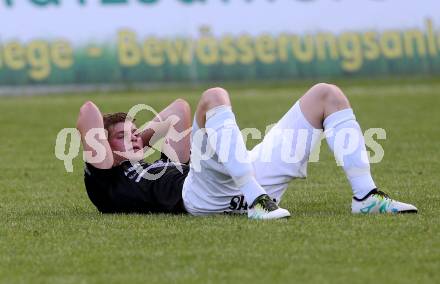 Fussball Kaerntner Liga. Eberstein gegen Gmuend.  Domenik Steiner (Gmeund). Gmuend, am 3.6.2017.
Foto: Kuess
---
pressefotos, pressefotografie, kuess, qs, qspictures, sport, bild, bilder, bilddatenbank