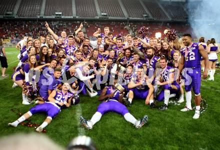 American Football. AFL. American Football League. Finale. Austrian Bowl. Dacia Vikings Vienna gegen Swarco Raiders Tirol. Jubel (Vikings). Klagenfurt, am 29.7.2017.
Foto: Kuess
---
pressefotos, pressefotografie, kuess, qs, qspictures, sport, bild, bilder, bilddatenbank